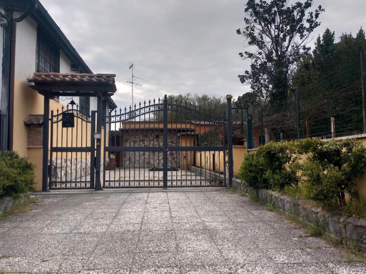 Appartamento Civico Ventitre Mentana Esterno foto